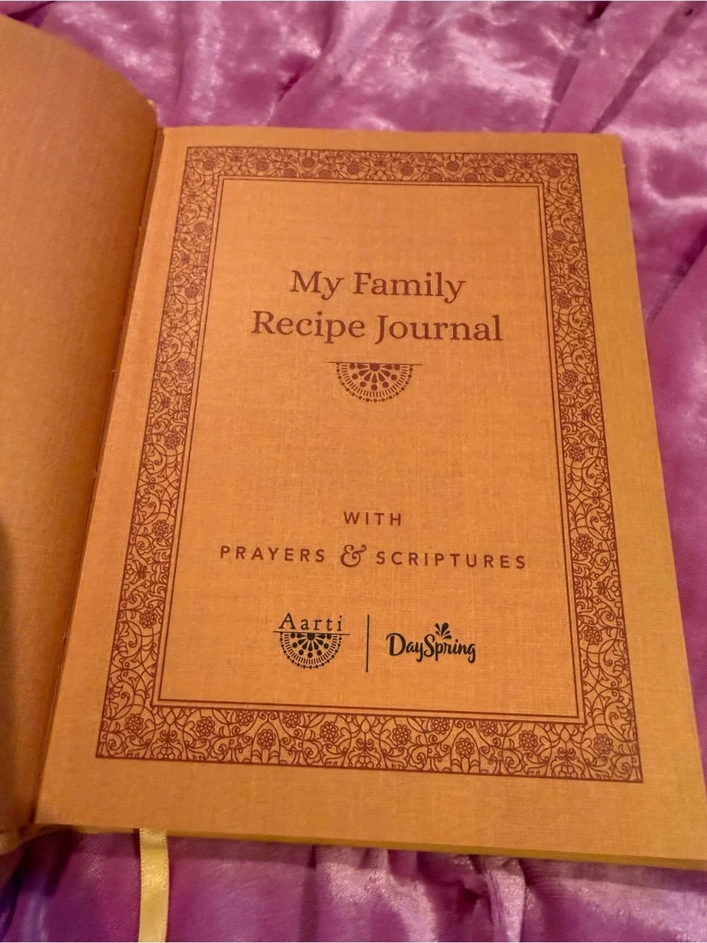 My Family Recipe Journal - Gold Keepsake Cookbook Organizer